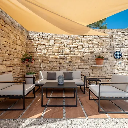 וילה Vila Brig *